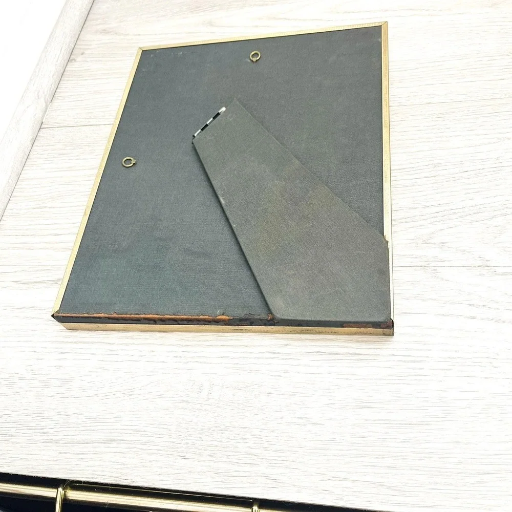 Vintage‎ Oval Brass Picture Frame 8x10